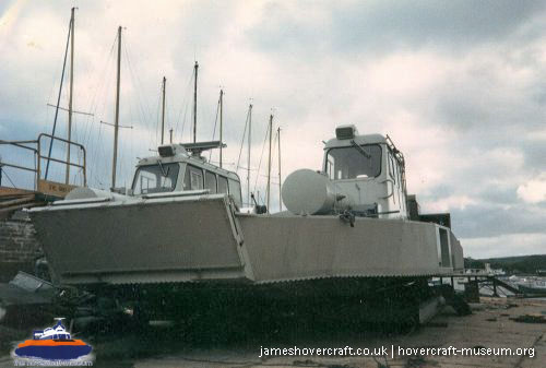SRN6 being used in industry -  (credit: The <a href='http://www.hovercraft-museum.org/' target='_blank'>Hovercraft Museum Trust</a>).